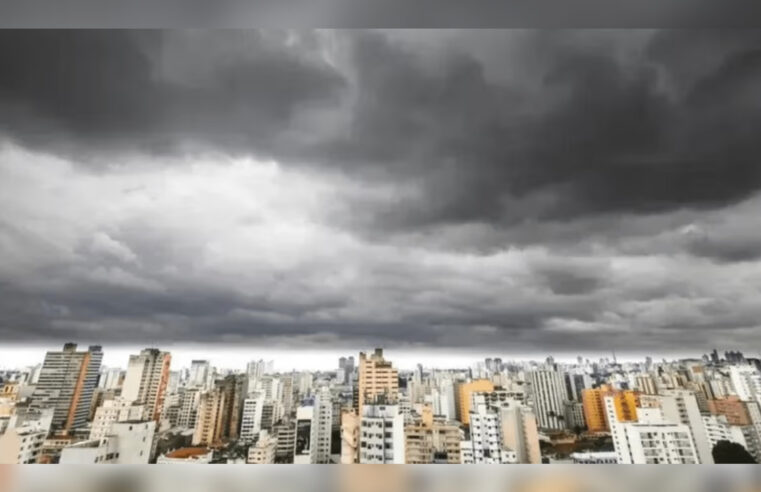 Frente fria e vendaval mudam o tempo no Vale do Paraíba; veja a previsão