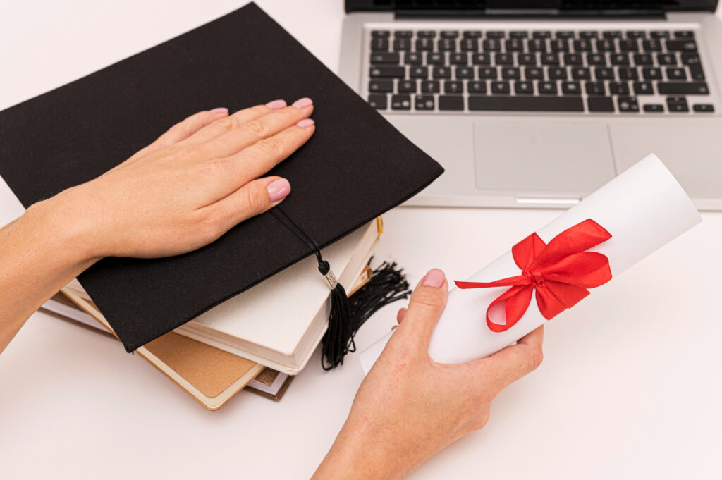 Lavrinhas oferece cursos gratuitos de Pintor Predial e Marketing Digital com IA